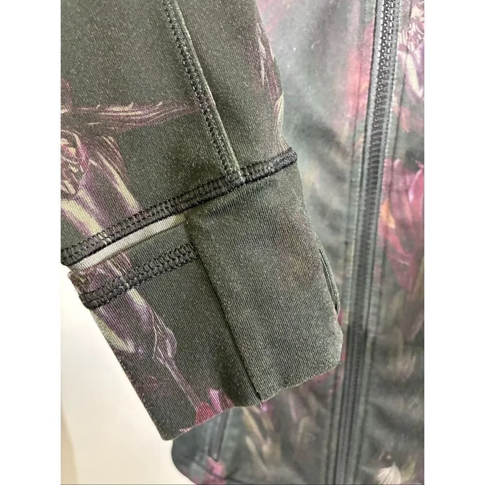 Lululemon Forme Define Jacket in Midnight Iris Multiple Floral Size S